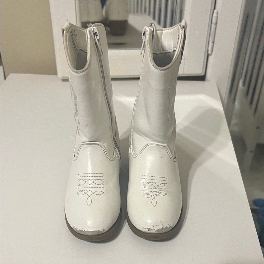Bebe Kids White Cowboy Boots
